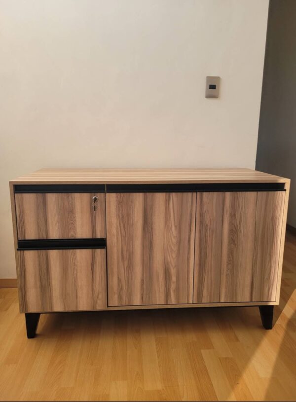 CREDENZA MOD. MC0609